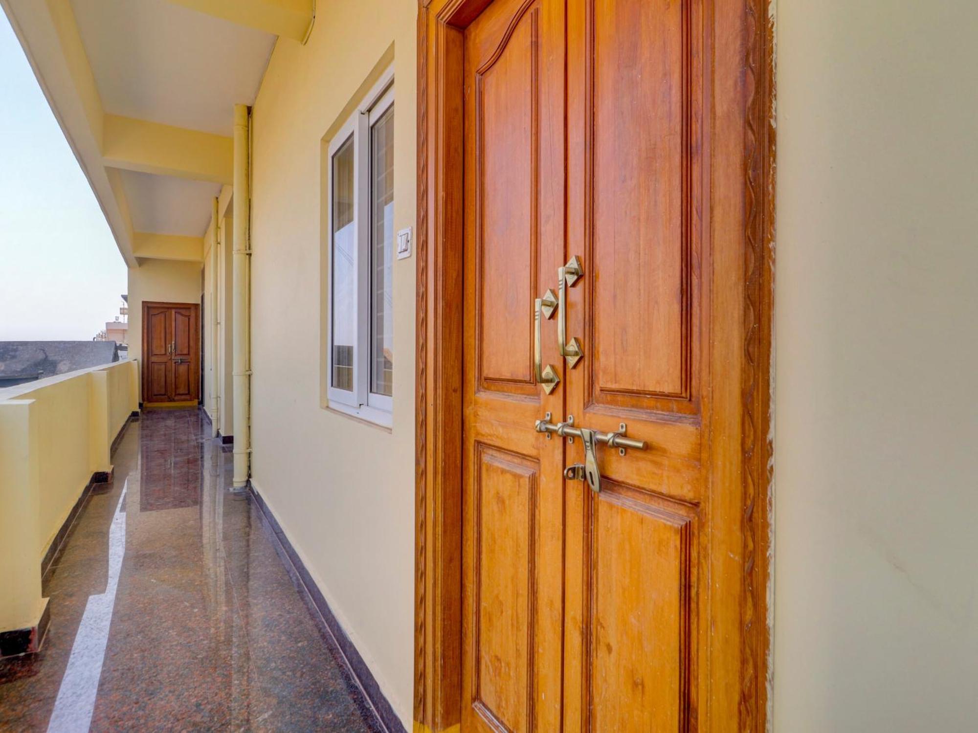 Super Collection O Rbs Nfc Road Hotel Maula Ali Exterior photo